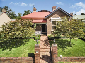 Loloma Bed and Breakfast, Armidale
